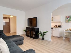 22671835-Ferienwohnung-2-Nizza-300x225-1