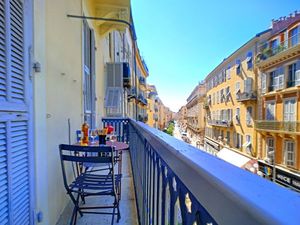 22674529-Ferienwohnung-2-Nizza-300x225-1