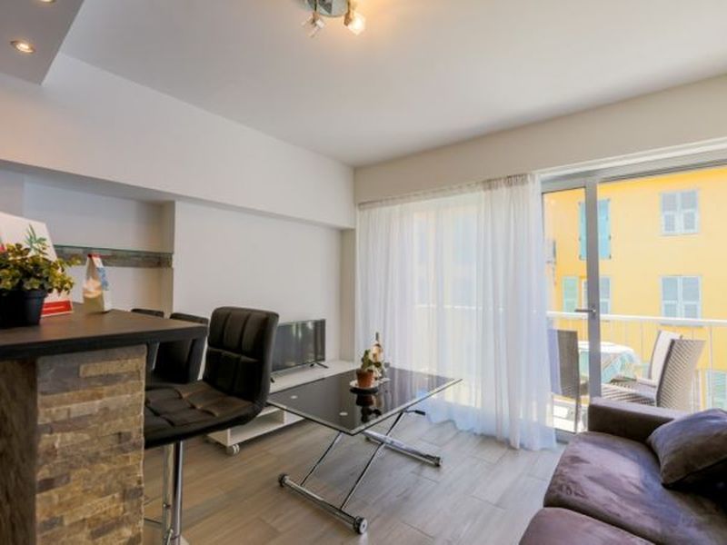 23127361-Ferienwohnung-4-Nizza-800x600-1