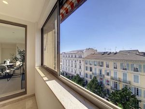 23668141-Ferienwohnung-4-Nizza-300x225-5