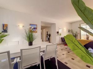 23668137-Ferienwohnung-6-Nizza-300x225-5