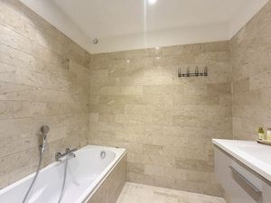 23668141-Ferienwohnung-4-Nizza-300x225-1