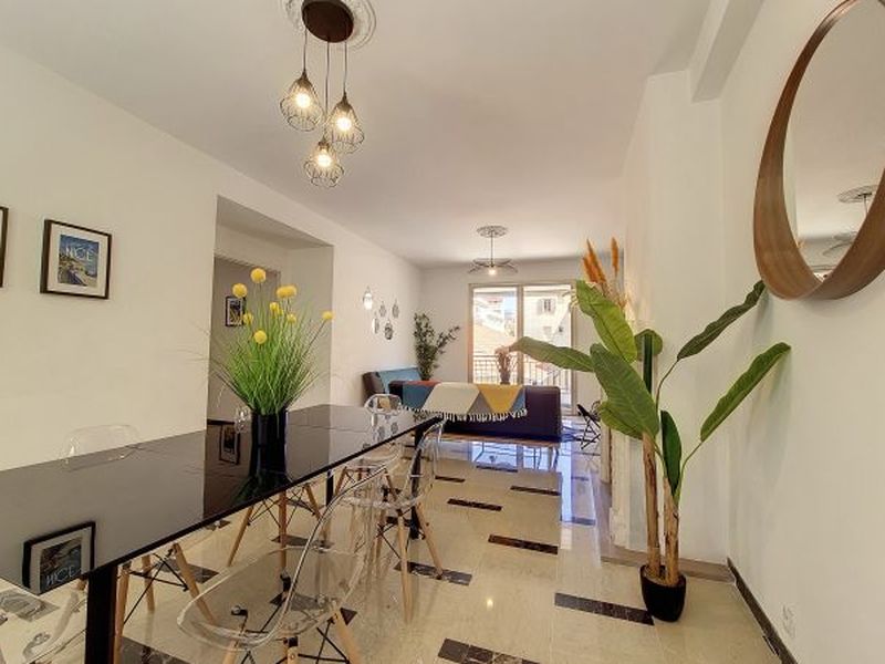 23668143-Ferienwohnung-6-Nizza-800x600-2