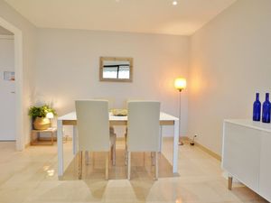 23782309-Ferienwohnung-4-Nizza-300x225-4