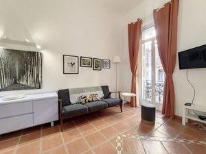 23869636-Ferienwohnung-4-Nizza-300x225-4