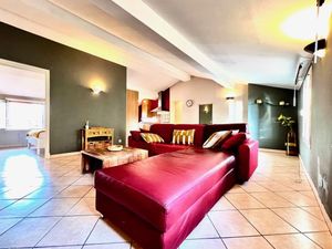 23924986-Ferienwohnung-4-Nizza-300x225-0