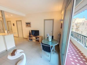 23949115-Ferienwohnung-2-Nizza-300x225-4