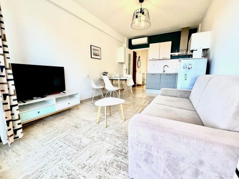 23971553-Ferienwohnung-4-Nizza-800x600-1