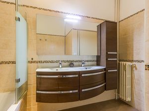 23837792-Ferienwohnung-6-Nizza-300x225-4