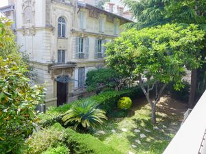 23852643-Ferienwohnung-4-Nizza-300x225-5