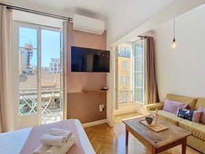 24022754-Ferienwohnung-2-Nizza-300x225-4