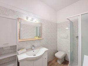 24027202-Ferienwohnung-2-Nizza-300x225-5