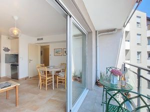 24044167-Ferienwohnung-2-Nizza-300x225-5