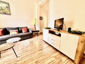 24044752-Ferienwohnung-4-Nizza-300x225-4