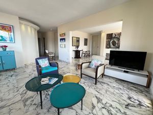 24044756-Ferienwohnung-4-Nizza-300x225-4