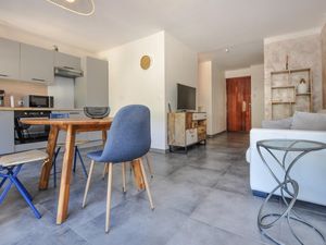 23997158-Ferienwohnung-3-Nizza-300x225-2