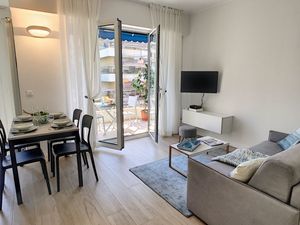 22062981-Ferienwohnung-2-Nizza-300x225-3