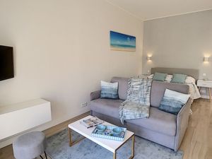 22062981-Ferienwohnung-2-Nizza-300x225-4