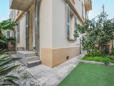 house house