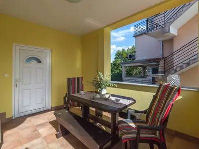 Ferienwohnung für 6 Personen (70 m²) in Njivice 1/10