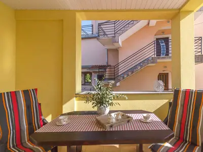 Ferienwohnung für 6 Personen (70 m²) in Njivice 3/10
