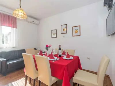 Ferienwohnung für 6 Personen (70 m²) in Njivice 6/10