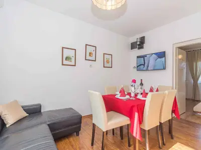Ferienwohnung für 6 Personen (70 m²) in Njivice 8/10