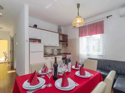 Ferienwohnung für 6 Personen (70 m²) in Njivice 9/10