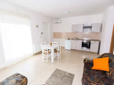 Ferienwohnung für 4 Personen (50 m²) in Njivice 9/10