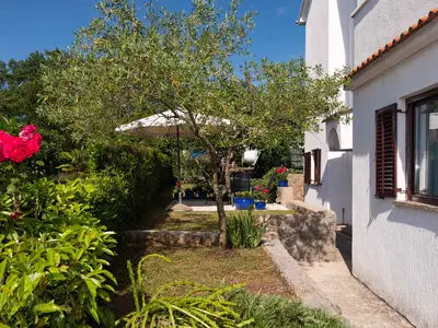 Ferienwohnung für 4 Personen (70 m²) in Njivice 5/10
