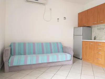Ferienwohnung für 2 Personen (35 m²) in Njivice 10/10