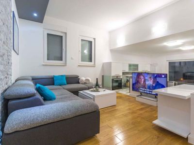 Ferienwohnung für 6 Personen (115 m²) in Njivice 7/10