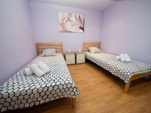 23535165-Ferienwohnung-6-Njivice-300x225-5