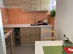 23535160-Ferienwohnung-2-Njivice-300x225-2