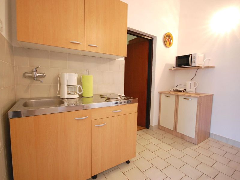 23535149-Ferienwohnung-4-Njivice-800x600-0