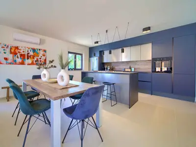 Ferienwohnung für 4 Personen (85 m²) in Njivice 1/10