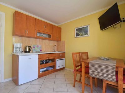 Ferienwohnung für 3 Personen (35 m²) in Njivice 7/10