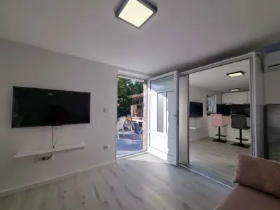 Ferienwohnung für 2 Personen (33 m²) in Njivice 5/10