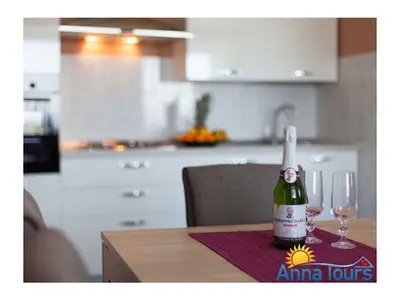 Ferienwohnung für 8 Personen (100 m²) in Njivice 6/10