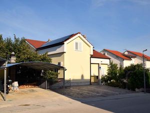 Ferienwohnung für 10 Personen (80 m²) in Njivice