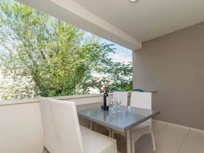Ferienwohnung für 4 Personen (30 m²) in Njivice 1/10