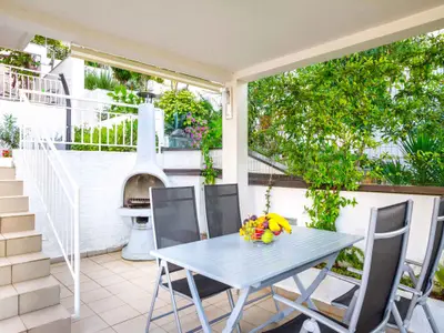 Ferienwohnung für 4 Personen (45 m²) in Njivice 3/10