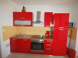 23535144-Ferienwohnung-4-Njivice-300x225-4