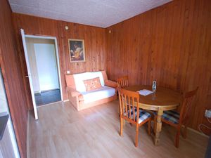 22921833-Ferienwohnung-4-Njivice-300x225-4