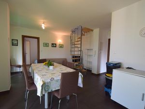 23520028-Ferienwohnung-6-Njivice-300x225-2