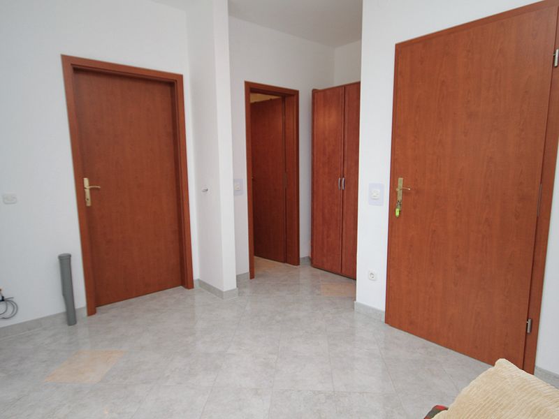 18322301-Ferienwohnung-2-Njivice-800x600-2