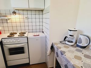 23917073-Ferienwohnung-2-Njivice-300x225-4