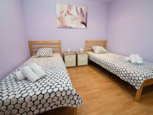 23919399-Ferienwohnung-6-Njivice-300x225-4