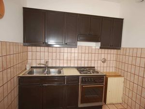 23996368-Ferienwohnung-6-Njivice-300x225-4