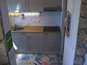 22922437-Ferienwohnung-3-Njivice-300x225-2